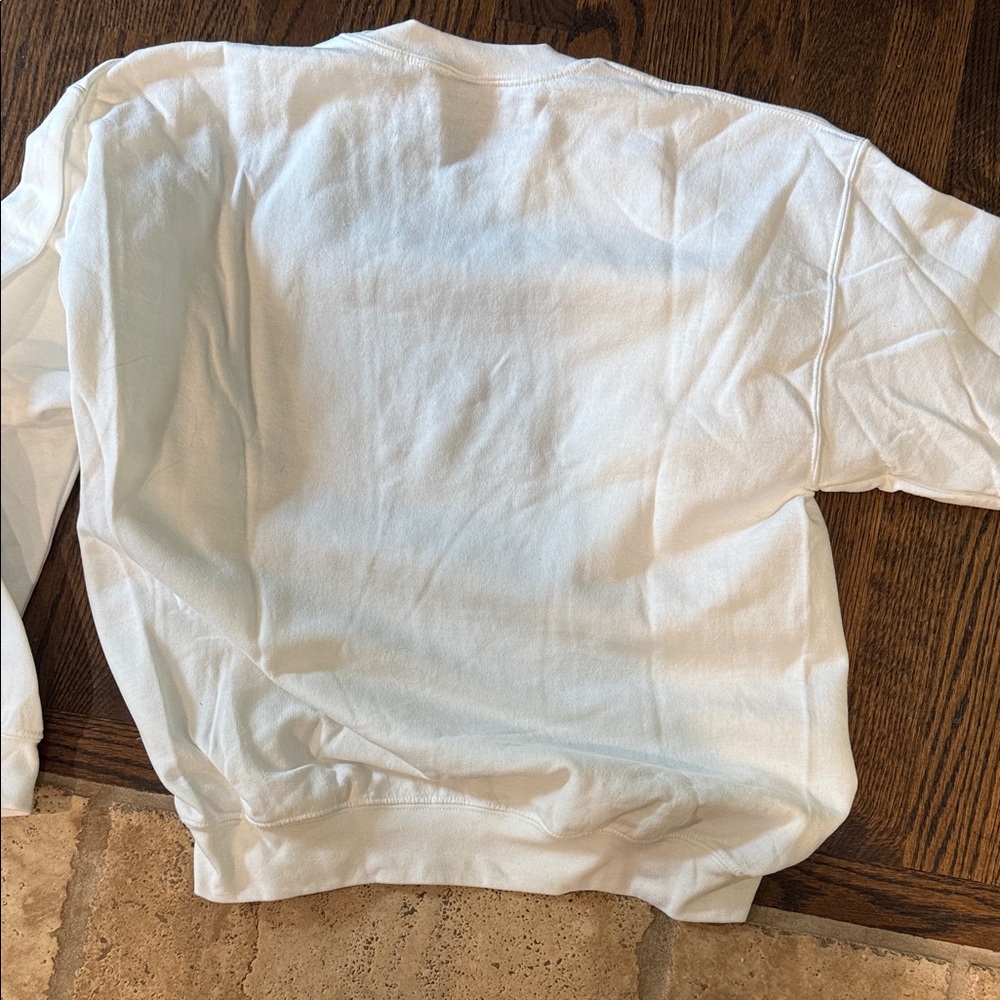 Gildan White Sweatshirt with Orange Graphic - Picture 4 of 4